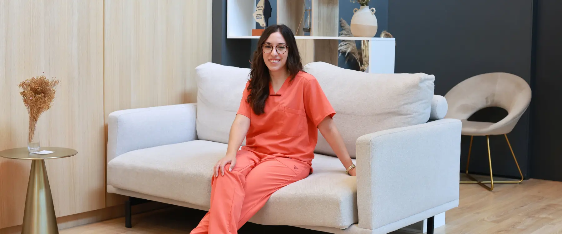 Vi presentiamo Marina Terol, embriologa clinica presso Vida Fertility Alicante. Scoprite la sua formazione, il suo percorso professionale e la sua visione umana della riproduzione assistita.