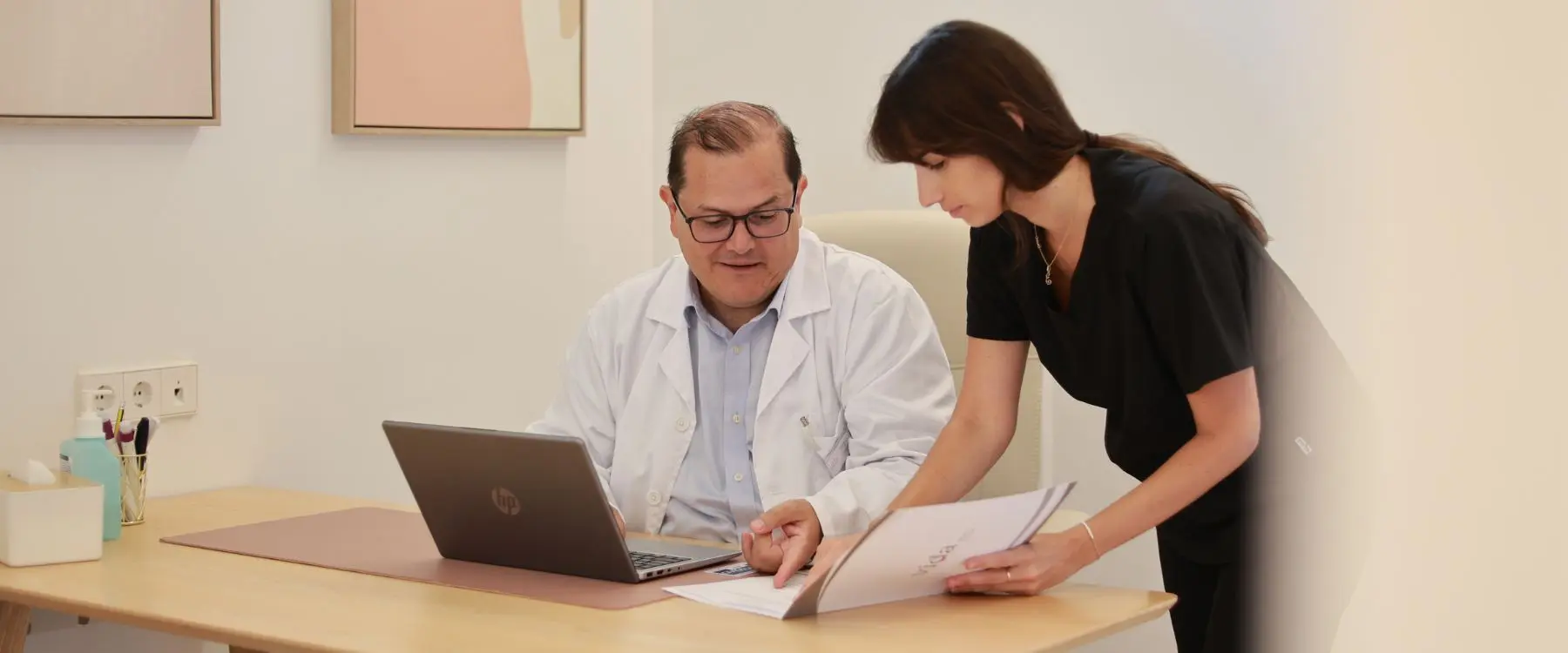 dr. sergio rogel cayetano experto en medicina reproductiva